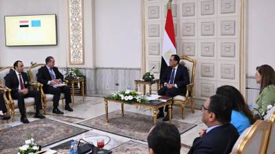 رئيس الوزراء يلتقي الرئيس التنفيذي لشركة "باماج" الألمانية