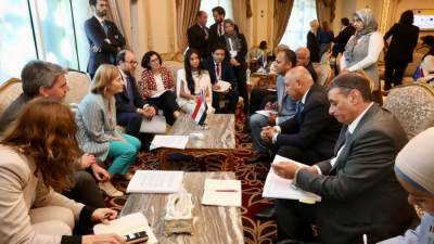 وزير النقل يلتقي نائب رئيس بنك الاستثمار الأوروبي ( EIB)