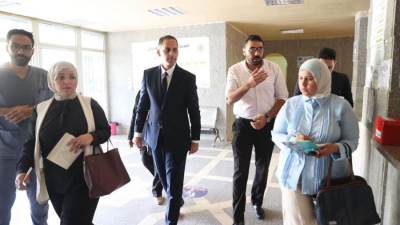 نائب وزير الصحة يتفقد مركز صحة الأسرة بالحي الثالث بمنطقة بدر الطبية