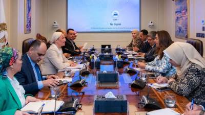 وزيرتا البيئة والتنمية المحلية تناقشان المستجدات الخاصة بعدد من ملفات التعاون المشترك