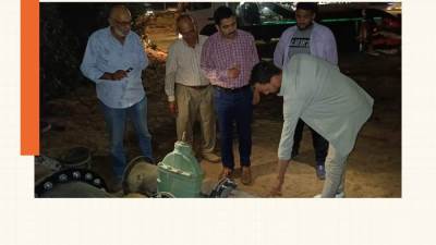 أحمد إسماعيل في متابعة ليلية لأعمال مشروع عداية قطر 315مم بالعبور الجديدة