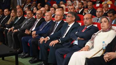 وزير الصناعة والنقل يشهد حفل تخرج الدفعة الثالثة لطلاب مدرسة السويدى للتكنولوجيا التطبيقية