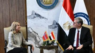 وزير البترول والثروة المعدنية يستقبل سفيرة النرويج بالقاهرة