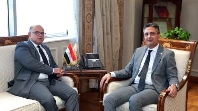 وزير التموين والتجارة الداخلية يستقبل رئيس الهيئة العامة للرقابة المالية