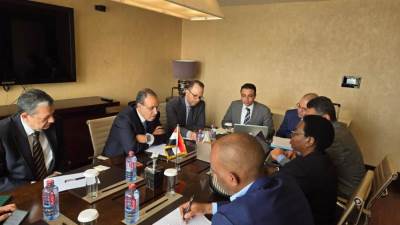 وزير الخارجية يلتقي مع نائبة رئيس مفوضية الاتحاد الأفريقي