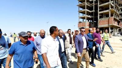 وزير الإسكان: تكليفات الرئيس بسرعة إنجاز وحدات مبادرة سكن لكل المصريين