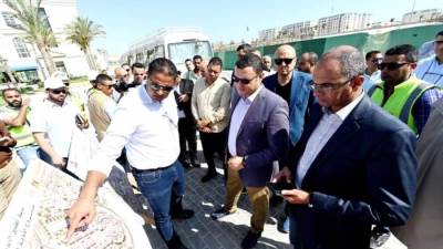 وزير الإسكان يتفقد اللمسات النهائية لتشطيب الوحدات السكنية بالحى اللاتينى بـ"العلمين الجديدة"