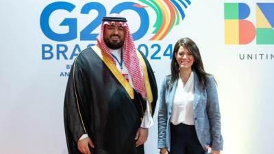 المشاط تبحث سُبُل تعزيز العلاقات المشتركة مع وزير الاقتصاد والتخطيط السعودي