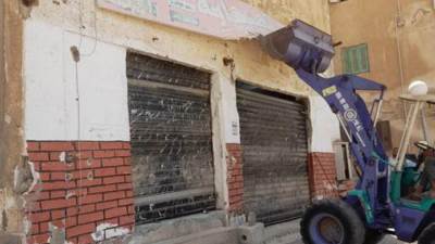 حملات على الإشغالات والتعديات على الطرق وأرصفة المشاة بمدن 6 أكتوبر و15 مايو وبدر والشيخ زايد