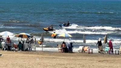 جهاز دمياط الجديدة يُدخل الـ«جيت سكى» كوسيلة إنقاذ سريعة للمصطافين على الشواطئ