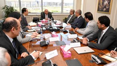 وزير الصناعة والنقل يبحث مع شركة مجموعة العربي سبل تطوير صناعة الاجهزة المنزلية