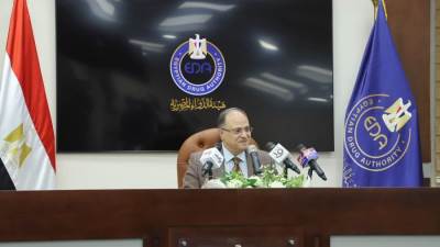 رئيس هيئة الدواء يوضح خلال مؤتمر صحفي متابعة توافر الأدوية وضبط سوق الدواء
