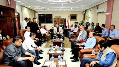 وزير الإسكان يعقد اجتماعا بمقر جهاز "مدينة السادات" لمتابعة سير العمل