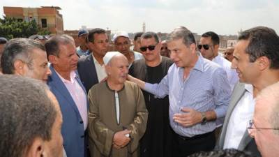 وزير الزراعة يواصل لقاء المزارعين وزيارة الجمعيات الزراعية في البحيرة