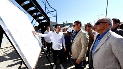 وزير الإسكان يتفقد محطة معالجة الصرف الصحي بمدينة النوبارية الجديدة