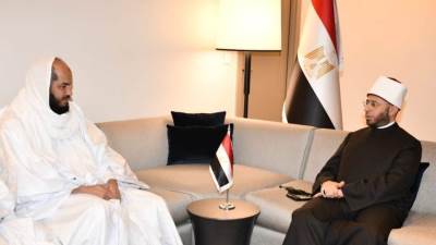 وزير الأوقاف يستقبل الأمين العام لهيئة العلماء بدولة موريتانيا