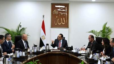 رئيس الوزراء يتابع الموقف التنفيذي لبرنامج دعم الصادرات الوطنية