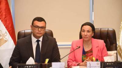 وزيرا الإسكان والبيئة يبحثان عدداً من ملفات العمل المشترك بين الوزارتين