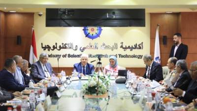 وزير التعليم العالي يرأس اجتماع مجلس أكاديمية البحث العلمي والتكنولوجيا