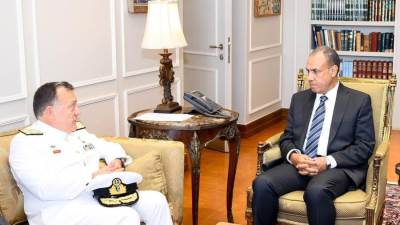 وزير الخارجية والهجرة يستقبل قائد عمليات العملية الأوروبية "أسبيدس"