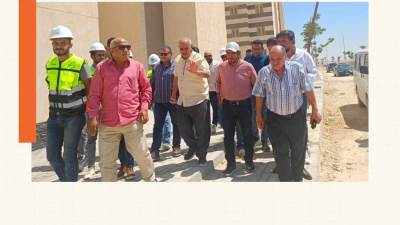 المهندس كمال بهجات يتفقد مشروعات الإسكان بمدينة 15 مايو