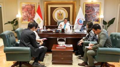 وزير الصحة يعقد اجتماعاً لمتابعة آخر مستجدات المشروع القومي لتنمية الأسرة المصرية
