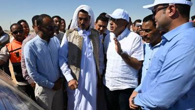 مدبولي يتفقد الأراضي البديلة للأسر المُستحقة لتنفيذ السكن البديل بمنطقة "شمس الحكمة"