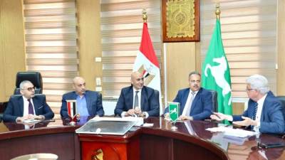 وزير التربية والتعليم ومحافظ الشرقية يلتقيان بعدد من أعضاء مجلس النواب بالمحافظة