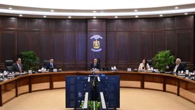 مدبولي يعقد اجتماعاً لبحث ومناقشة مواد اتفاقية حماية وتشجيع الاستثمار المصري السعودي