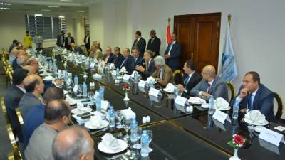 وزير التموين والتجارة الداخلية يلتقى رئيس الاتحاد العام للغرف التجارية المصرية