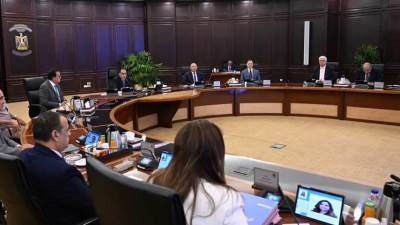 مجلس الوزراء يوافق على مشروع قرار "التنظيم والإدارة" بترقية الموظفين بالجهاز الإداري للدولة