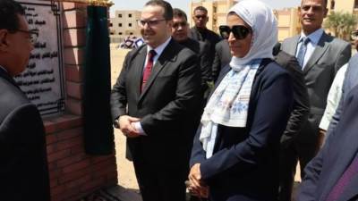 وليد عباس يضع حجر الأساس لإنشاء قاعة مؤتمرات وأرض معارض ومول تجاري بمدينة الشيخ زايد