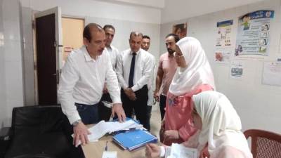 نائب وزير الصحة يجري جولة تفقدية على المنشآت الطبية في محافظة البحيرة