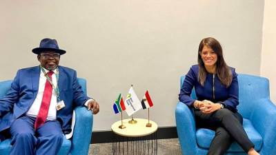 وزيرة التخطيط والتعاون الدولي تلتقي وزير المالية ومحافظ جنوب أفريقيا