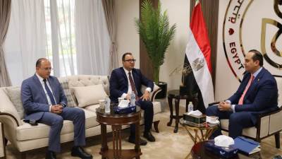 رئيس الرعاية الصحية يلتقي المدير الإقليمي لمستشفيات السعودي الألماني بمصر وافريقيا