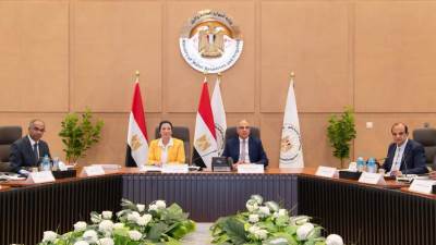 وزير الري يترأس اجتماع اللجنة العليا لتراخيص الشواطئ