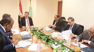 وزير الزراعة يبحث أوجه التعاون مع البنك الدولي