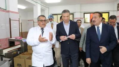 وزير الزراعة ومحافظ المنوفية ورئيسا زراعة النواب والشيوخ يتفقدون مصنع التغذية المدرسية بقويسنا