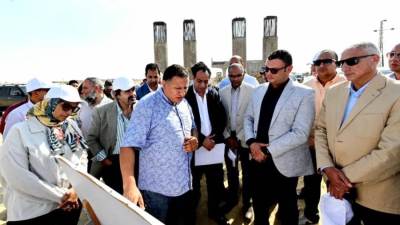 الشربيني يتفقد أعمال الطرق بتوسعات الشيخ زايد والحزام الأخضر بمدينة 6 أكتوبر