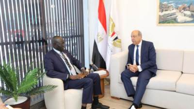وزير الطيران يلتقي وزير النقل بدولة جنوب السودان