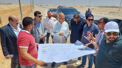 أحمد عمران يتفقد مشروعات الطرق والمرافق الجاري تنفيذها بمدينة سفنكس الجديدة
