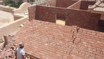 حملات لإزالة الإشغالات والظواهر العشوائية ومخالفات البناء بعدة مناطق بمدينة 6 أكتوبر