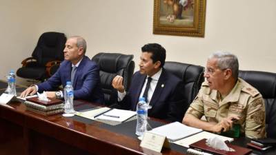 وزير الشباب والرياضة يبحث الفرص الاستثمارية والتطويرية بهيئة ستاد القاهرة الدولي