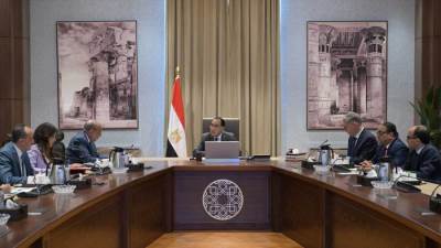 رئيس الوزراء يتابع جهود توفير احتياجات قطاع الكهرباء من المنتجات البترولية