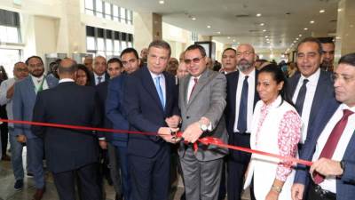 وزير الزراعة يفتتح معرض ومؤتمر صحارى الزراعي الدولي