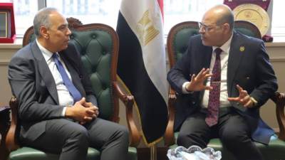 وزير العمل يلتقى سفير مصر الجديد في قبرص