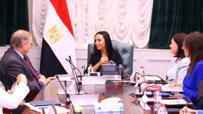 وزيرة التضامن الاجتماعي تستقبل سفير الاتحاد الأوروبي لدى مصر