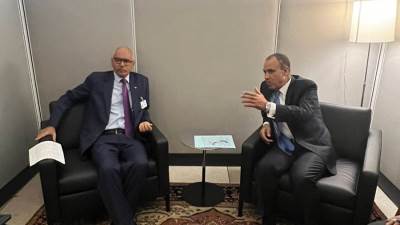 وزير الخارجية والهجرة يلتقي نظيره السوداني