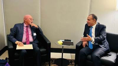 وزير الخارجية يلتقي وزير خارجية أوغندا 