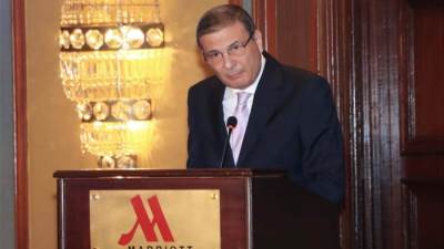 وزير الزراعة يستعرض جهود واستراتيجية الوزارة لتحقيق الأمن الغذائي